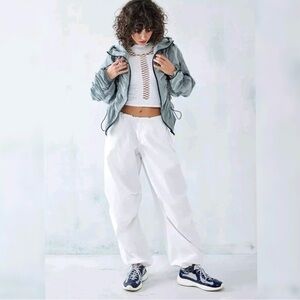 NWOT iets frans Urban Outfitters baggy Tech Parachute Cargo Balloon Stre…